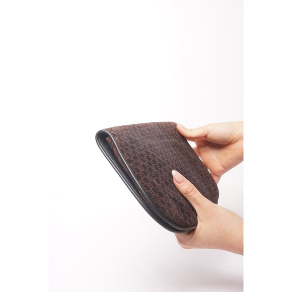 Gucci 70’s Blondie Brown Suede Monogram Clutch - Picture 7 of 10